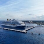 Llega a Cozumel el Carnival Venezia, el primer crucero del 2025