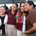 Cumplen Ana Paty Peralta y Mara Lezama a 503 familias con certeza jurídica