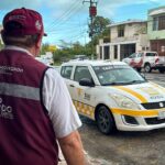 Refuerzan legalidad y certeza en taxis de Chetumal con engomados de refrendo