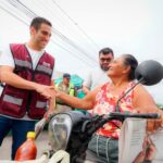 De la mano del pueblo, Gino Segura recorre las calles de Cancún
