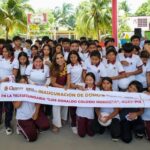 Entrega Mara Lezama nuevo domo en Telesecundaria de Huay-Pix