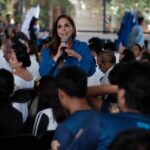 Celebra Mara Lezama 40 años del Tecnológico de Cancún junto con alumnas, alumnos y personal docente