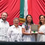 Entrega Mara Lezama la Medalla al Mérito Mujer Indígena Maya ‘María Petrona Uicab’