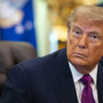 Se derrumba el índice de aprobación de Donald Trump a un mínimo histórico